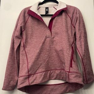 Mountain hard wear sweatshirt